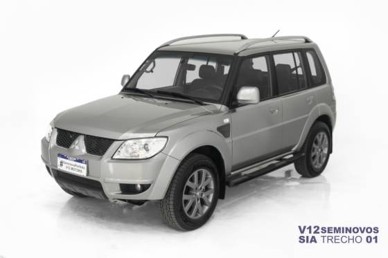MITSUBISHI PAJERO TR4 2.0 4X2 16V 140CV FLEX 4P AUTOMÁTICO